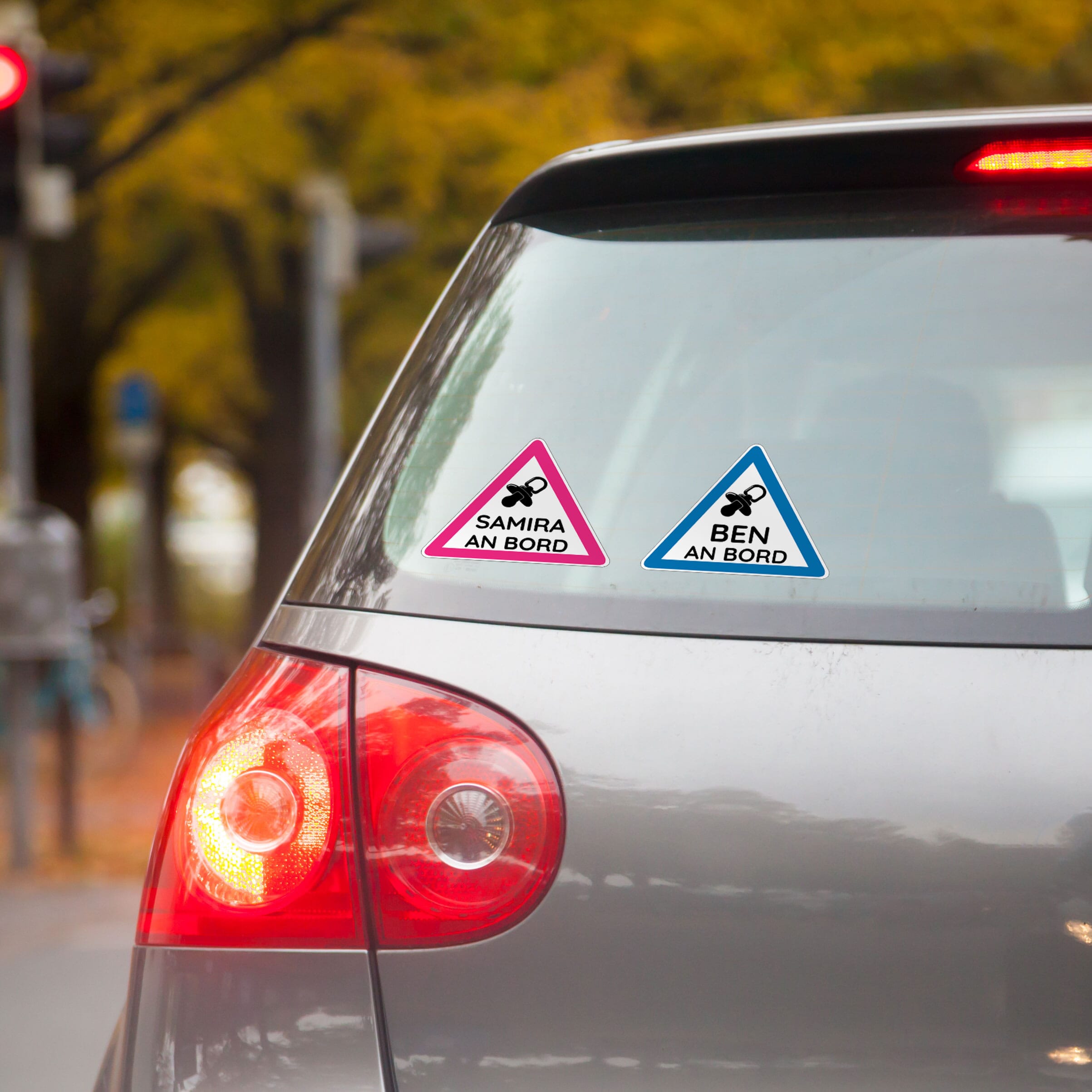 Personalisierte Autoaufkleber Baby an Bord  (4 Stück 2x 120 mm 2x 45 mm) - kinder-druckerei.de