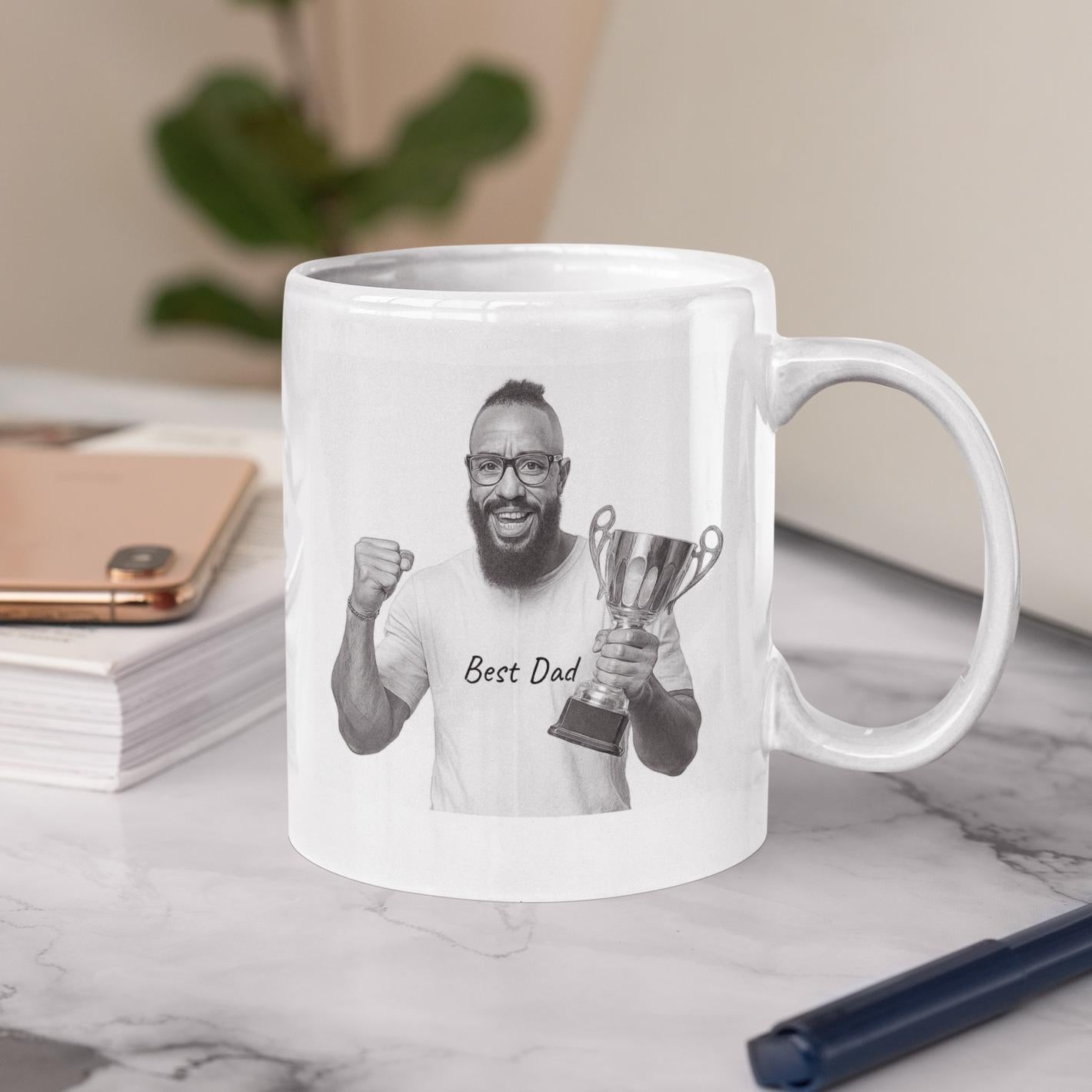 Personalisierte Keramiktasse mit Bleistiftzeichnung