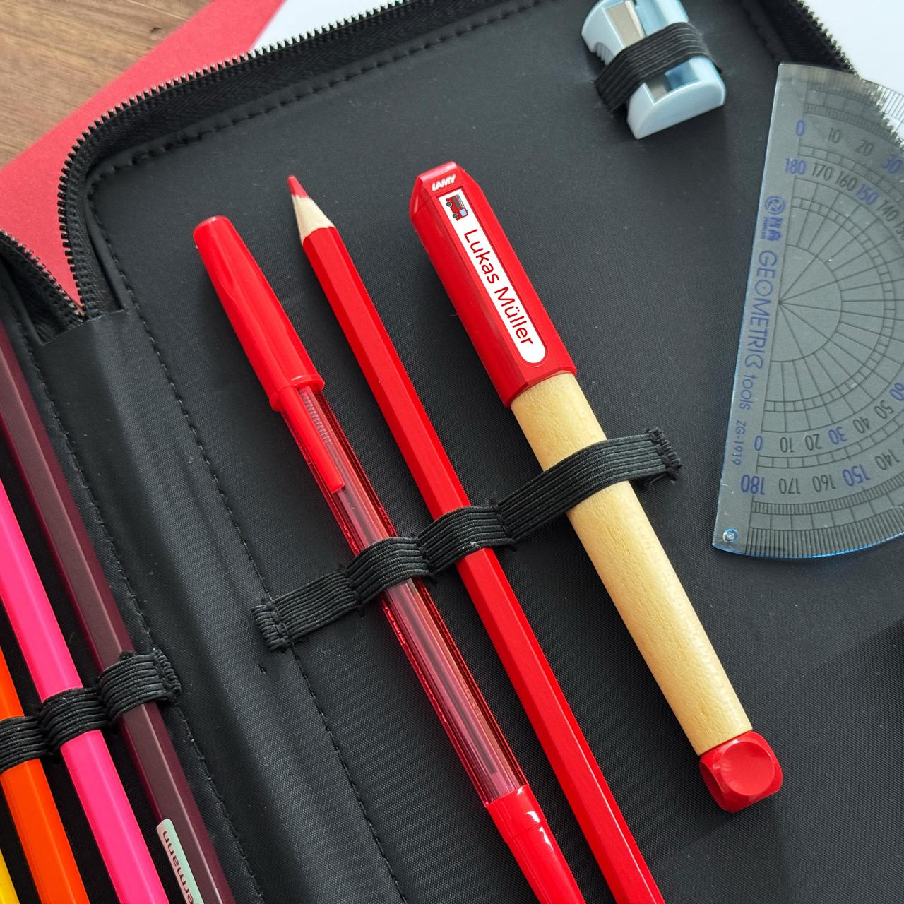 Personalisierter Lamy Schreiblern-Füller Rot & 70 Namensaufkleber